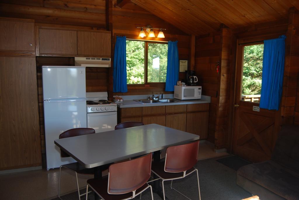La Conner Camping Resort Deluxe Cabin 5 Экстерьер фото